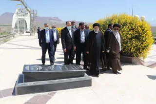 تصاویر بازدید از نقطه صفر مرزی جلفا و مزار شهدای مقابله با متجاوزین در سال ۱۳۲۰