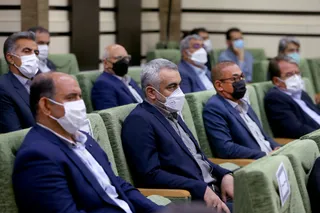 تصاویر  نشست با فعالان اقتصادی ، تجار و بازرگانان
