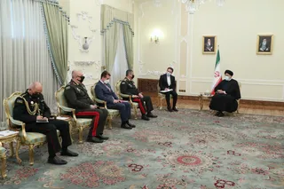 تصاویردیدار وزیر دفاع آذربایجان با رئیس جمهور