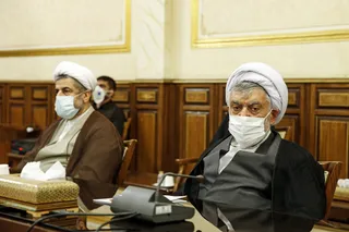 نابسامانی در صدور کارت‌های بازرگانی زمینه ساز سوء استفاده از ارزهای تخصیصی برای واردات است/ هنوز کسانی در زندان هستند که با استفاده از ظرفیت قوانین موجود امکان آزادی دارند/ در برخورد با روابط ناسالم اداری به نصیحت و توصیه اکتفا نمی‌کنیم