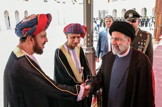 تصاویر مراسم استقبال رسمی سلطان عمان از آیت الله رئیسی در قصر العلم