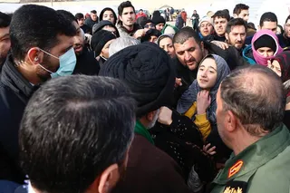 تصاویر بازدید میدانی دکتر رئیسی از مناطق زلزله‌زده شهرستان خوی و روستای بدلان