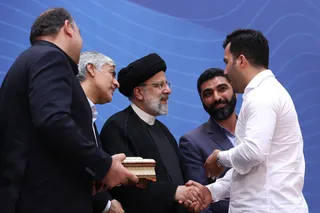 تصاویر مراسم تجلیل از مدال آوران و قهرمانان ورزشی