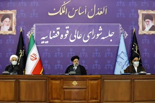 از رهبر انقلاب به خاطر موافقت با پیشنهاد قوه قضاییه در برگزاری دادگاه اخلالگران نظام اقصادی تشکر می‌کنیم/ مثل برخی نباشیم که بعد از ۴۰ سال مسئولیت در نظام ژست منتقد گرفتند/ باید علاوه بر سلامت دانش آموزان از جان و فکر آنها هم در این ایام صیانت شود