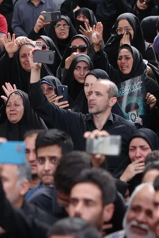 مراسم تشییع پیکر رئیس جمهور شهید و همراهان در بیرجند