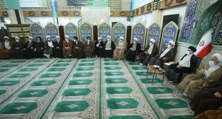 تصاویر دیدار با جمعی از علما و روحانیون