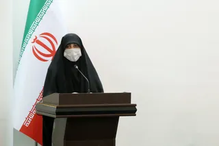 تصاویر دیدار با جمعی از دختران شرکت کننده در برنامه «بینهایت شو»