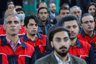تصاویر جشن احیا ۷۶ واحد صنعتی در استان یزد و بازدید از کارخانه احیا شده رادیاتورسازی