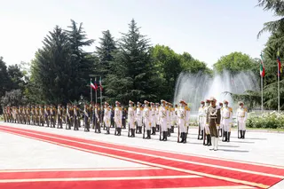 تصاویر استقبال رسمی از رئیس جمهور ونزوئلا