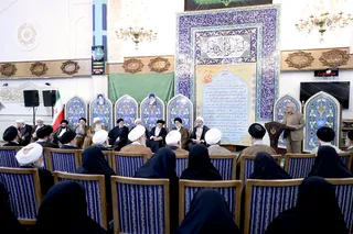 نشست با جمعی از علما و روحانیون