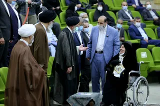 تصاویر دیدار رئیس جمهور با نخبگان ، علماء ، خانواده شهدا ، ایثارگران و جمعی از اقشار مختلف مردم