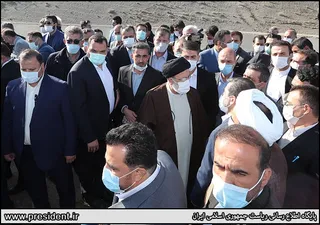 تصاویربازدید رئیس جمهور از طرح شبکه آبیاری و زهکشی خداآفرین
