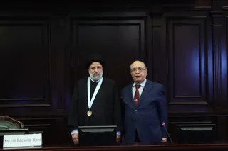 تصاویر آیت الله رئیسی در جمع شورای علمی، اساتید و جمعی از دانشجویان دانشگاه ملی مسکو