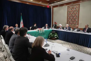 تصاویر نشست با رهبران ادیان الهی