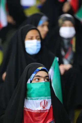تصاویر دیدار رئیس جمهور با اقشار مختلف مردم چهارمحال و بختیاری