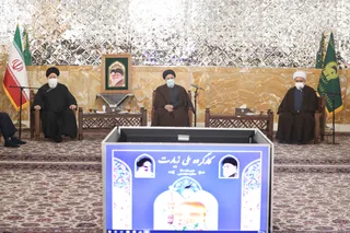 تصاویر حضور رئیس جمهور در کار گروه ملی زیارت