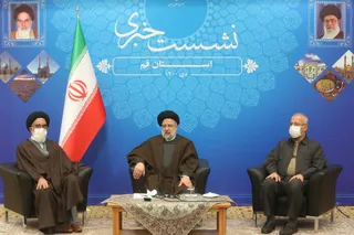 تصاویر نشست خبری رئیس جمهور در سفر به استان قم