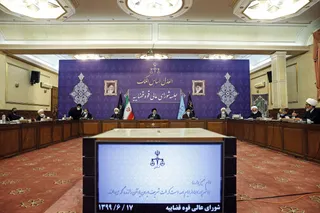 از رهبر انقلاب به خاطر موافقت با پیشنهاد قوه قضاییه در برگزاری دادگاه اخلالگران نظام اقصادی تشکر می‌کنیم/ مثل برخی نباشیم که بعد از ۴۰ سال مسئولیت در نظام ژست منتقد گرفتند/ باید علاوه بر سلامت دانش آموزان از جان و فکر آنها هم در این ایام صیانت شود