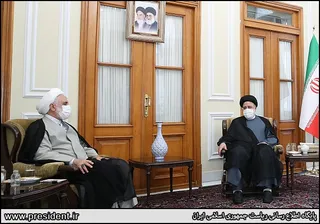 تصاویر جلسه سران قوا