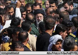 تصاویر حضور سرزده در جمع کارگران کارخانه هفت تپه