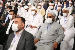 تصاویر حضور رئیس جمهور در دیدار مسئولان نظام و میهمانان کنفرانس وحدت اسلامى‌ با رهبر معظم انقلاب