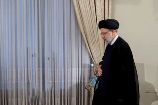 تصاویر نهمین گفتگوی زنده تلویزیونی رئیس جمهور با مردم