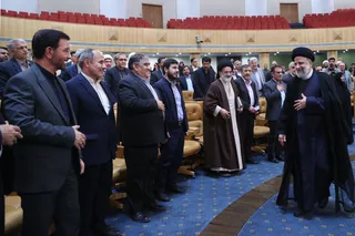نشست مشترک نمایندگان و منتخبین مجلس با هیئت دولت