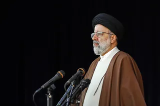اقتدار با خشونت و نرمی و مهربانی با ضعف نشان دادن متفاوت است/ پلیس مردمی و مقتدر که با روش‌های قانونمند با قانون شکنان مقابله می‌کند مورد حمایت دستگاه قضایی است/ باید مقتدرانه مقابل سارقان سابقه دار، قاچاقچیان و اشرار ایستاد