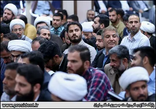 تصاویر دیدار با جمعی از فعالان فرهنگی و اجتماعی خوزستان