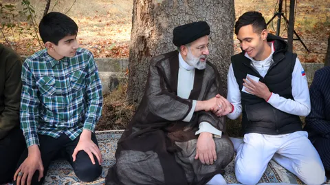 تصاویر حضور در جمع دانش آموزان شرکت کننده در اردوی «راهیان پیشرفت»