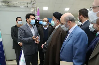 تصاویر بازدید رئیس جمهور از نمایشگاه دستاوردهای فناورانه دانشگاه صنعتی شریف