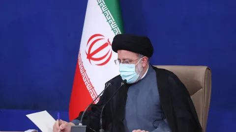 پیام تسلیت آیت‌الله رئیسی به مناسبت درگذشت مادر شهیدان مطوری‏زاده
