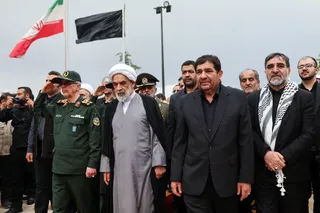 استقبال از پیکر رئیس جمهور شهید و همراهان در فرودگاه مهرآباد