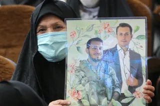 تصاویر دیدار رئیس جمهور با نخبگان ، علماء ، خانواده شهدا ، ایثارگران و جمعی از اقشار مختلف مردم
