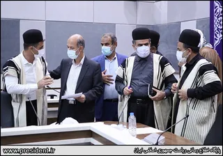 تصاویر نشست صمیمی رییس جمهور با سران عشایر خوزستان