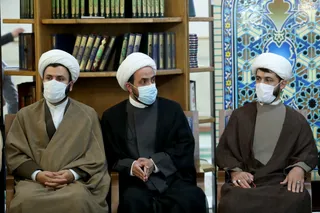 تصاویر دیدار با جمعی از علما و روحانیون