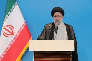 تصاویر دیدار رئیس جمهور با نخبگان ، علماء ، خانواده شهدا ، ایثارگران و جمعی از اقشار مختلف مردم