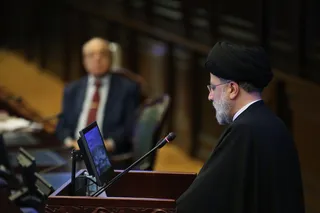 تصاویر آیت الله رئیسی در جمع شورای علمی، اساتید و جمعی از دانشجویان دانشگاه ملی مسکو