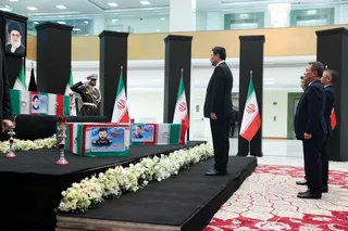 ادای احترام مقامات کشورها به مقام رئیس جمهور شهید و همراهان