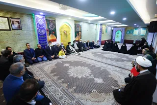 تصاویر دیدار با خانواده شهدای آذربایجان غربی