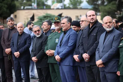 استقبال از پیکر رئیس جمهور شهید و همراهان در فرودگاه مهرآباد