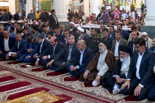 تصاویر حضور و سخنرانی در جمع نمازگزاران جمعه برازجان
