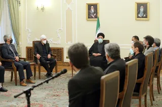 تصاویر دیدار باخانواده شهدای مسابقه فوتبال شهرستان چوار