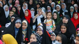 تصاویر جشن میلاد حضرت معصومه (س) و روز دختر