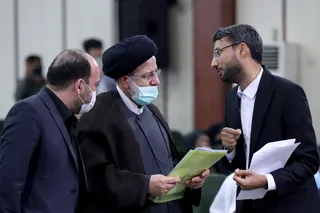 تصاویر دیدار رئیس جمهور با نخبگان ، علماء ، خانواده شهدا ، ایثارگران و جمعی از اقشار مختلف مردم(2)