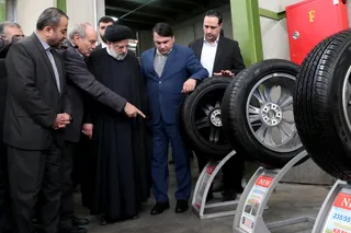 تصاویر بازدید از کارخانه کویر تایر بیرجند و حضور در جمع کارگران