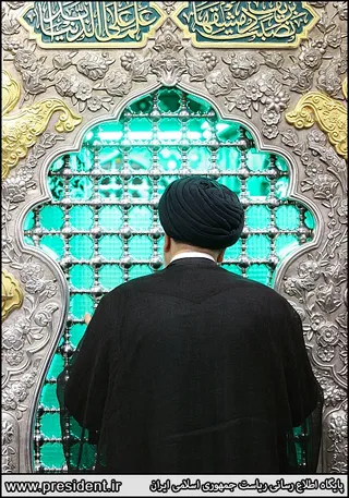 تصاویر زیارت مضجع مطهر حضرت زینب (سلام الله علیها)