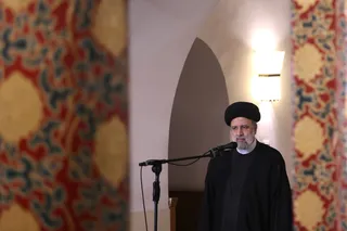 تصاویر اقامه نماز جماعت و سخنرانی در مسجد تاریخی «دونگ سی» پکن
