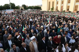 تصاویر حضور دکتر رئیسی در اجتماع باشکوه مردم تبریز