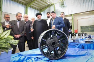 تصاویر بازدید از کارخانه کویر تایر بیرجند و حضور در جمع کارگران